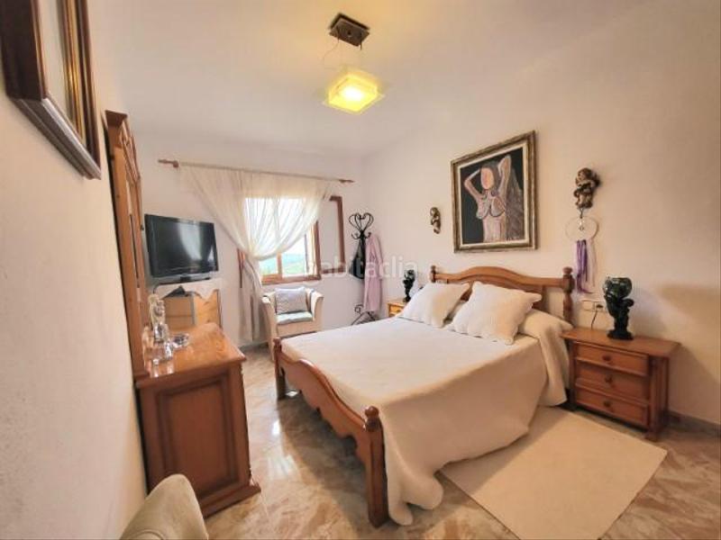 Foto 2714ab10-2ea6-480f-a46f-24eba1c51456. Casa con parcheggio in Alaró