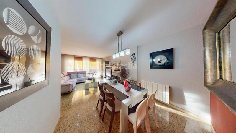 Foto 74f77b90-ee56-4ed1-ab8a-b23f82c31f7f. Appartement dans violinista de vellsola 23 dans Vallparadís - Antic Poble de Sant Pere Terrassa