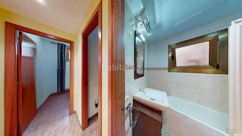 Foto a5f6954a-16b3-46b8-bfc6-9b3ac3df9f36. Piso  en Canet de Mar