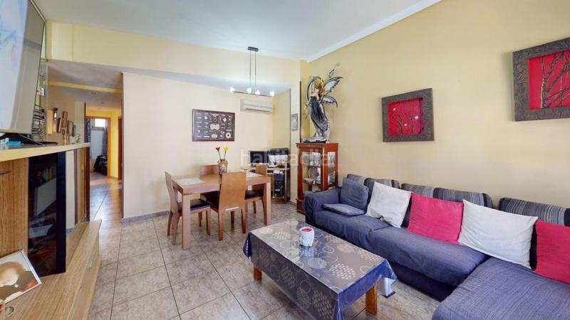 Foto c5a01818-e4e6-4be8-9a66-48fa45561169. Piso  en Canet de Mar