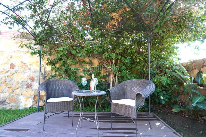 Foto 642899b2-3b1c-42c6-b191-765b7dc3decb. Xalet amb xemeneia calefacció aparcament piscina a Sotogrande