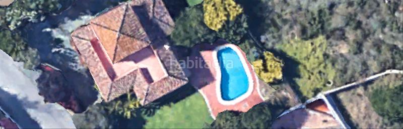 Foto 95d2ad66-f3ab-4a02-8a48-cf6d670c4f0b. Xalet amb xemeneia calefacció aparcament piscina a Sotogrande