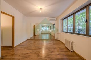 Location Studio  Calle del prof. waksman. Piso en alquiler en madrid