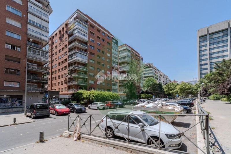 Foto 153fbf77-0339-4d68-a0c5-4e6e8cfde84c. Piso  en venta en Hispanoamérica-Bernabéu Madrid