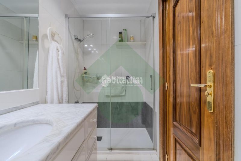 Foto 8c66f765-fea8-46c9-9173-bc336c0f6f07. Piso  en venta en Hispanoamérica-Bernabéu Madrid