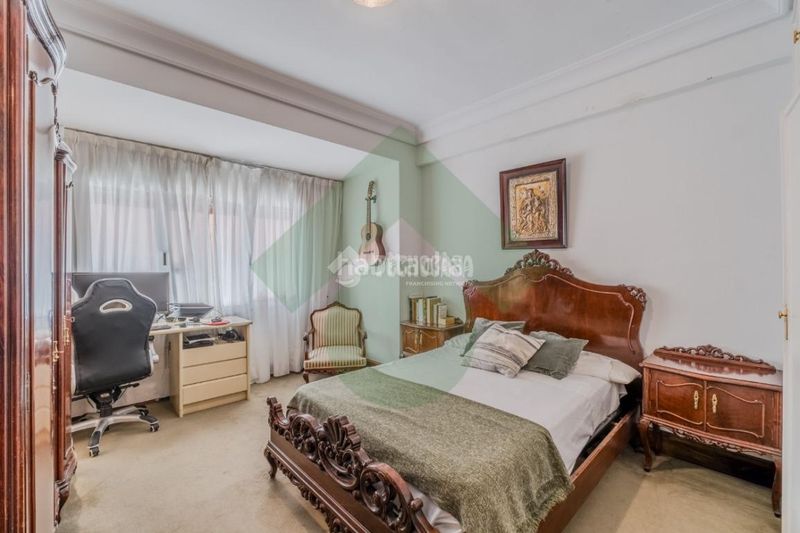 Foto fe5cd8f6-1c6f-450f-b5d9-31e07ae7a563. Piso  en venta en Hispanoamérica-Bernabéu Madrid