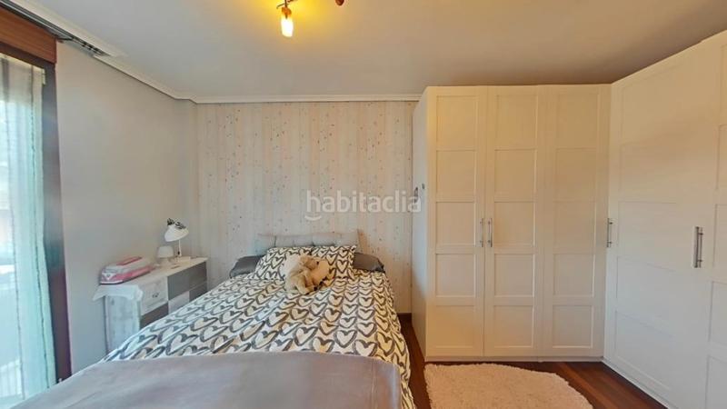 Foto de449291-1a90-4c7a-be30-6e3d4325aa49. Chalet avec chauffage parking dans Valle de Trápaga - Trapagaran