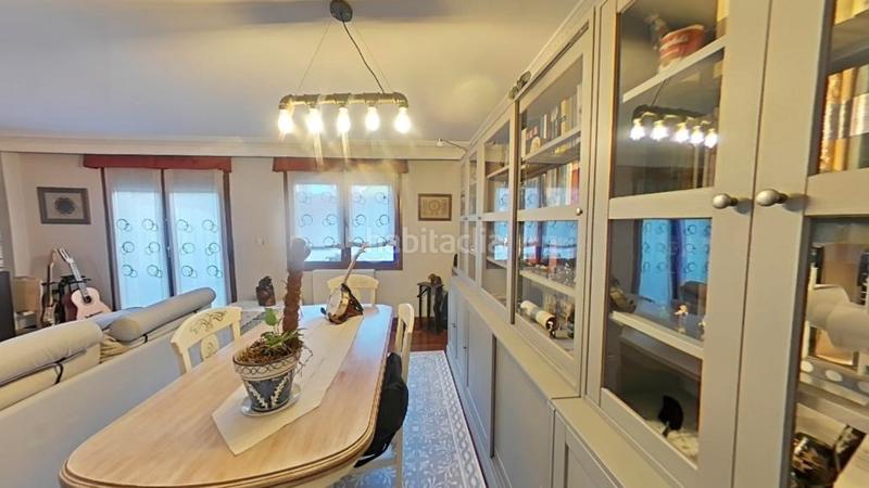 Foto f3206dfa-8add-4df5-9f24-56c5a63d552c. Chalet avec chauffage parking dans Valle de Trápaga - Trapagaran