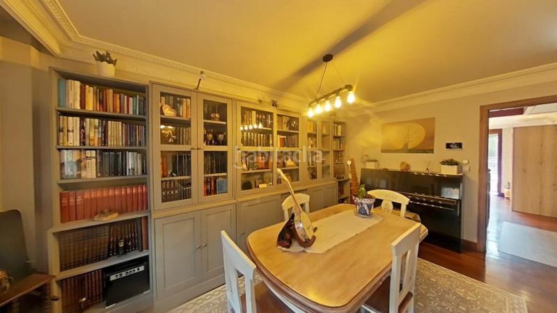 Foto f48e8e08-6a75-43d1-8e70-721aaf22b12b. Chalet avec chauffage parking dans Valle de Trápaga - Trapagaran