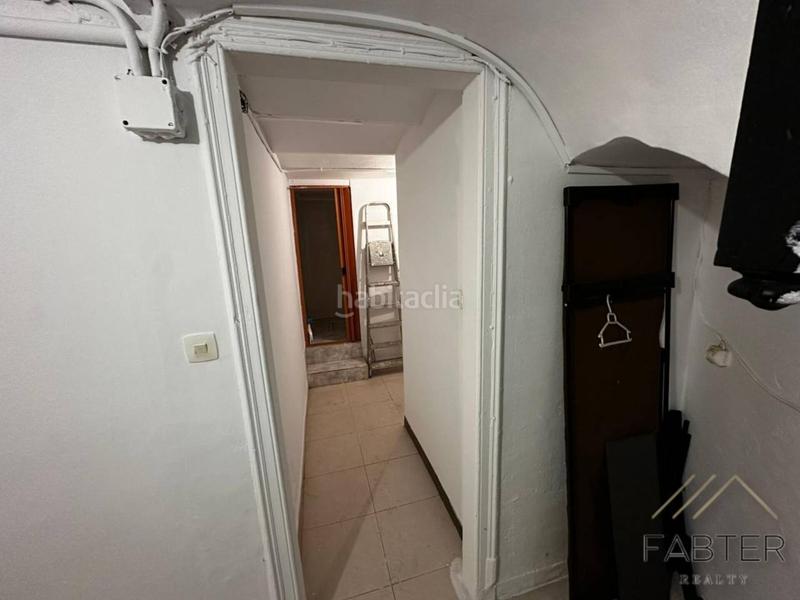 Foto f7c345ac-7b60-455a-8f40-37c1d3937f21. Locale commerciale in Vilapicina - Torre Llobeta Barcelona