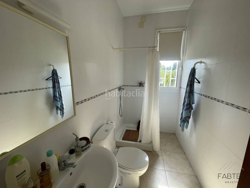 Foto a30f1835-6382-4ed8-bf93-ef05eb8e8aa0. Casa amb calefacció aparcament a Castellarnau Sabadell