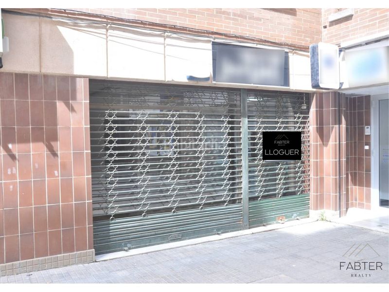 Foto 8969e191-f258-4446-bb0e-29e7f62f2852. Alquiler local comercial fabter realty presenta este versátil local comercial con acceso directo a pie de calle en el centro en Caldes de Montbui