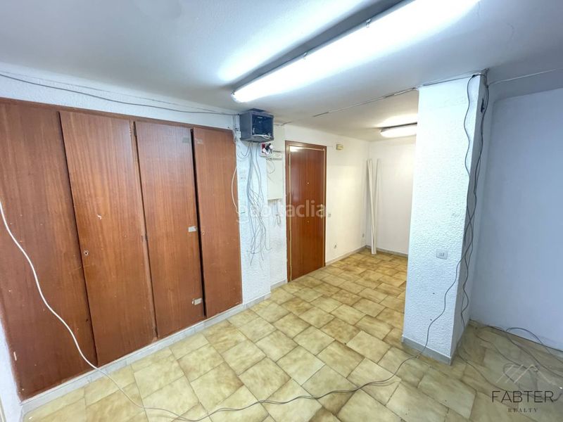 Foto c3c0aae7-4379-4407-911d-601288029887. Alquiler local comercial fabter realty presenta este versátil local comercial con acceso directo a pie de calle en el centro en Caldes de Montbui