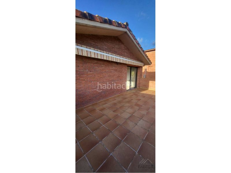 Foto 4e29a8a6-5dff-4509-b337-7f6fb65924bc. Casa amb calefacció aparcament a Roca del Vallès (La)