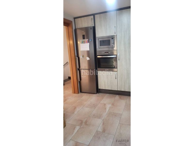 Foto 7ccb070e-5346-4429-abda-a9c0fc33f62b. Casa amb calefacció aparcament a Roca del Vallès (La)