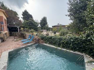 Chalet  Avinguda del castell de montbui 269. Chalet con encanto en zona top de la urbanización