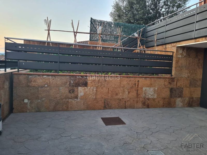 Foto 313cffd8-25f0-4fb1-9980-01aa9ddd0687. Casa amb calefacció aparcament a Roca del Vallès (La)
