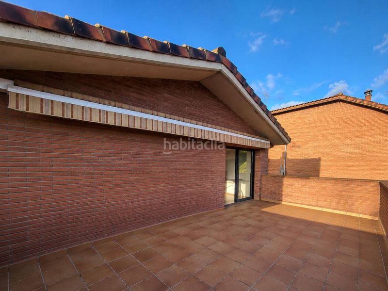 Foto e2149138-b924-4af6-a423-f21f8b80660a. Casa amb calefacció aparcament a Roca del Vallès (La)