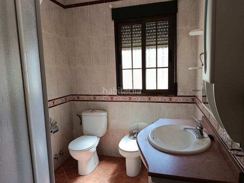 Foto 809ab43b-49de-4546-9faa-130207ac5546. Casa adossada amb xemeneia aparcament a Moraleda de Zafayona