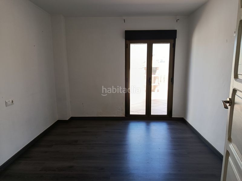 Foto bce696ee-b937-48f8-89e3-68150c857d9b. Casa adossada amb xemeneia aparcament a Moraleda de Zafayona