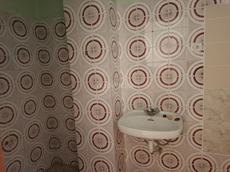 Foto 03fe86e1-dc48-4b5f-803e-8a781e7b11f3. Edifici a calle iglesia 15 a Villamena
