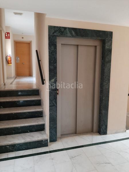 Foto ad95ac1f-e0f8-4848-97cc-f0b208c8efd2. Rent flat with heating parking in Residencial Triana - Barrio Alto Gabias (Las)