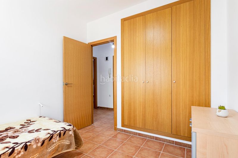Foto c84ddb08-3c21-4e97-9575-4708447c7942. Casa aparellada amb aparcament piscina a Monserrat
