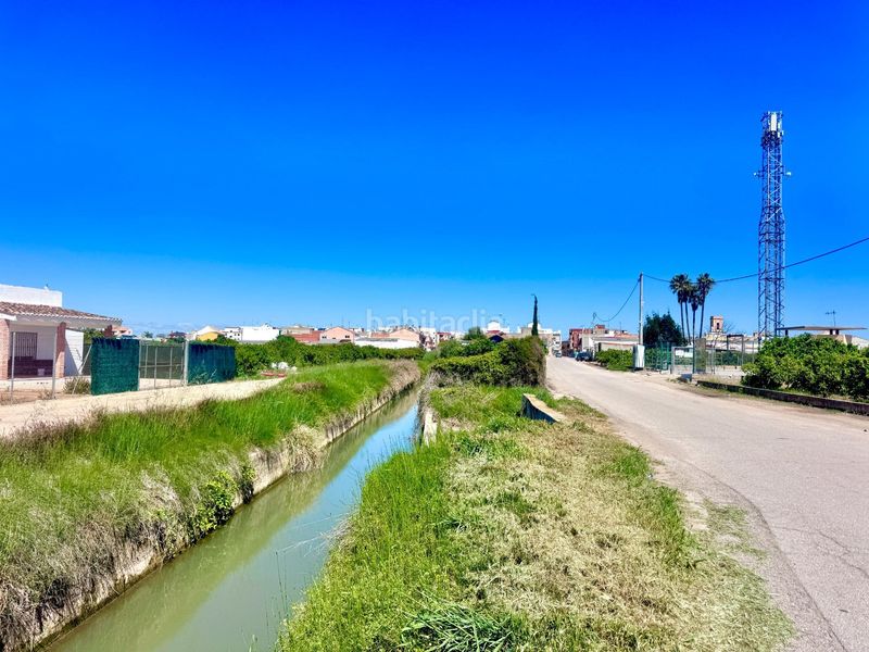 Foto 115280d3-4d2a-4f28-9514-8e5ccc800a74. Casa amb aparcament a Fortaleny