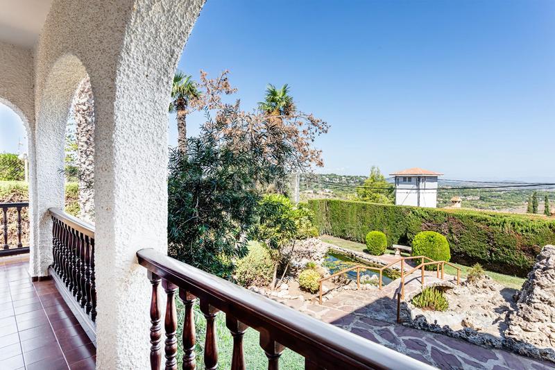 Foto 97d3364a-8224-40ac-9a4f-799d315166b0. Xalet amb aparcament a Cumbres de Calicanto Torrent