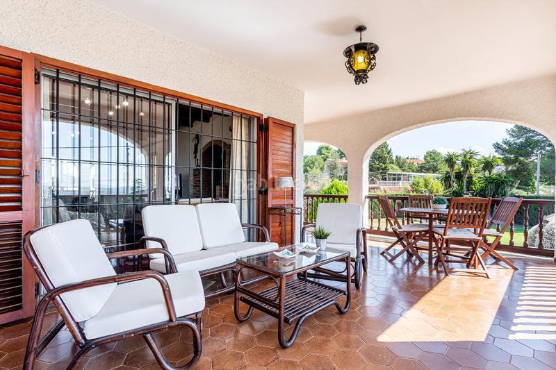 Foto b47e1797-b876-4bf0-9307-efe13493df10. Xalet amb aparcament a Cumbres de Calicanto Torrent