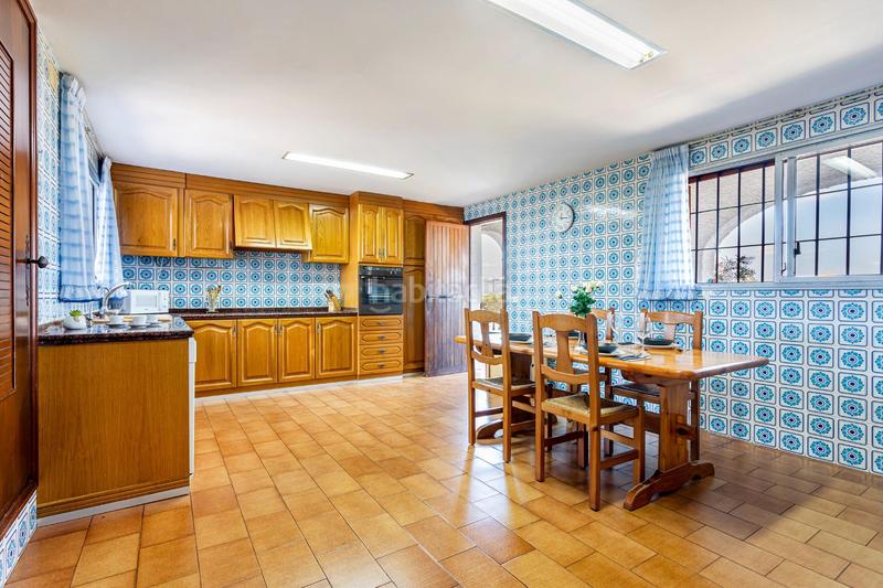 Foto daabad12-8928-4b0a-b19a-246d841ba39b. Xalet amb aparcament a Cumbres de Calicanto Torrent