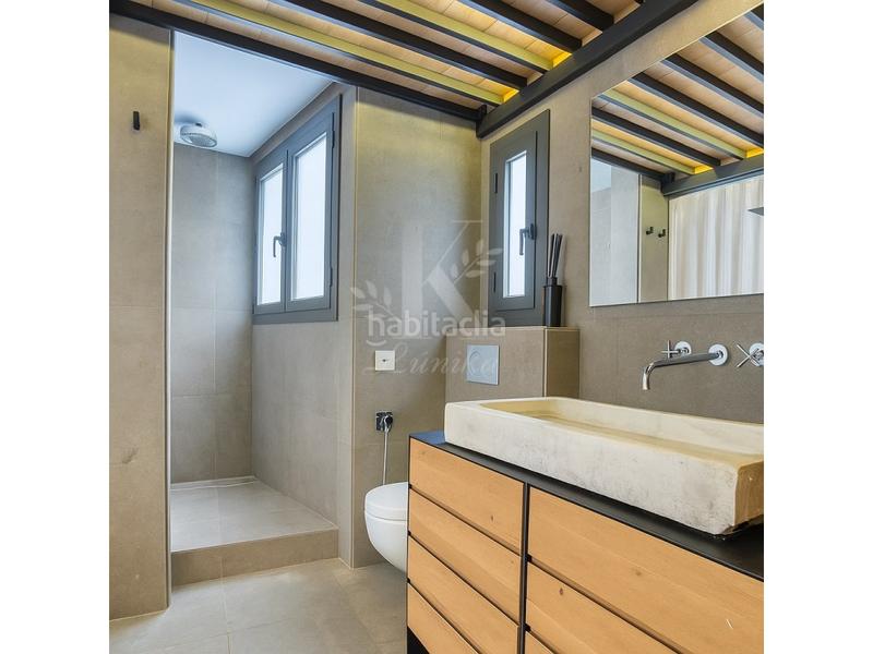 Foto 52eb9840-d427-4956-af9e-dd4027a7685a. Alquiler piso espectacular ático loft de diseño en Barcelona