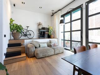 Miete Etagenwohnung  Calle muntaner. Espectacular ático loft de diseño