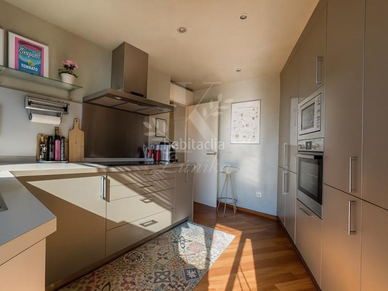 Foto acee5a7f-dd40-4b91-94f0-2bfe99027984. Appartement avec parking dans Centre Sabadell