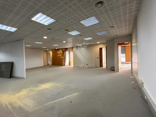 Office space in Calle Corsega