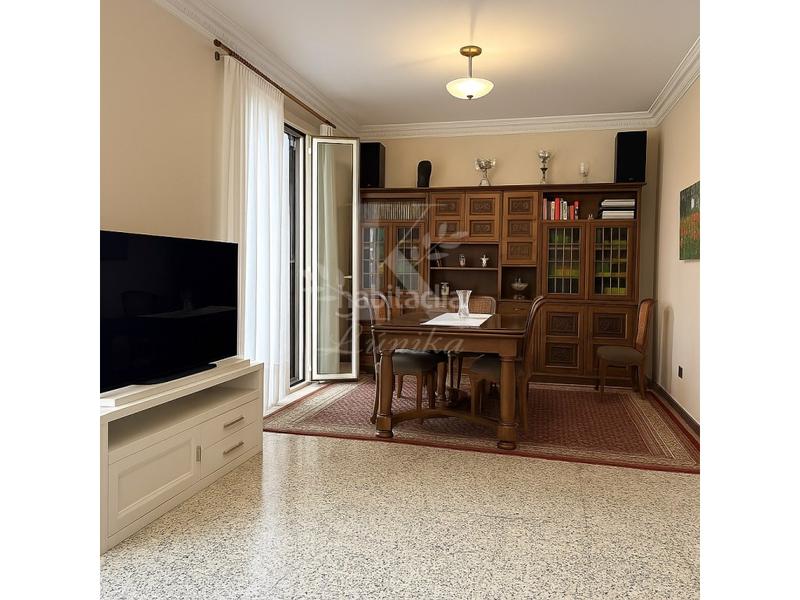 Foto a4c5a07b-62f5-4e50-a914-f60b2be57bf6. Piso  alto en la dreta de l eixample en Dreta de l´Eixample Barcelona