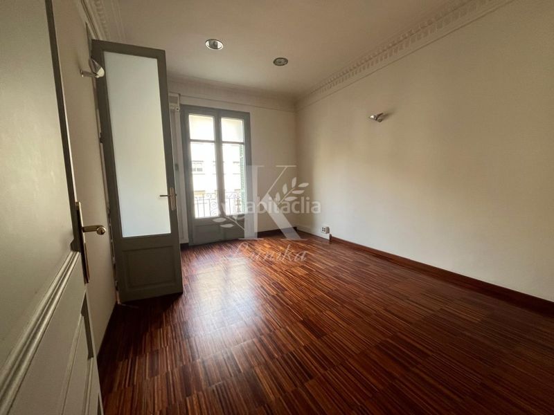 Foto 9b929e5e-62a7-4283-b1e0-e651e37c38ae. Pis a Dreta de l´Eixample Barcelona