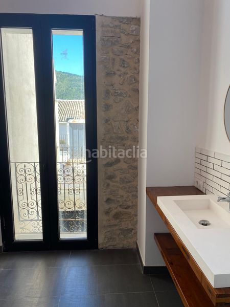 Foto 17b12104-102a-4aac-bb6e-79844fc27f11. Local comercial en Castell de Castells
