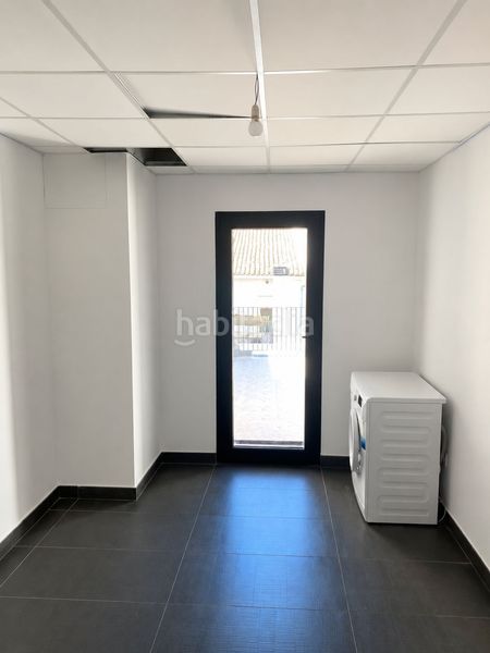 Foto 92316290-c085-473a-acc9-8a9b74bd1d84. Local comercial en Castell de Castells