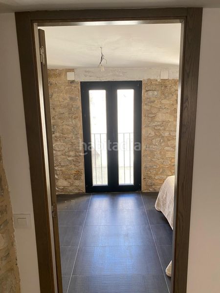 Foto f8455f75-8bf6-4917-92e5-fae2a6bc4c55. Local comercial en Castell de Castells