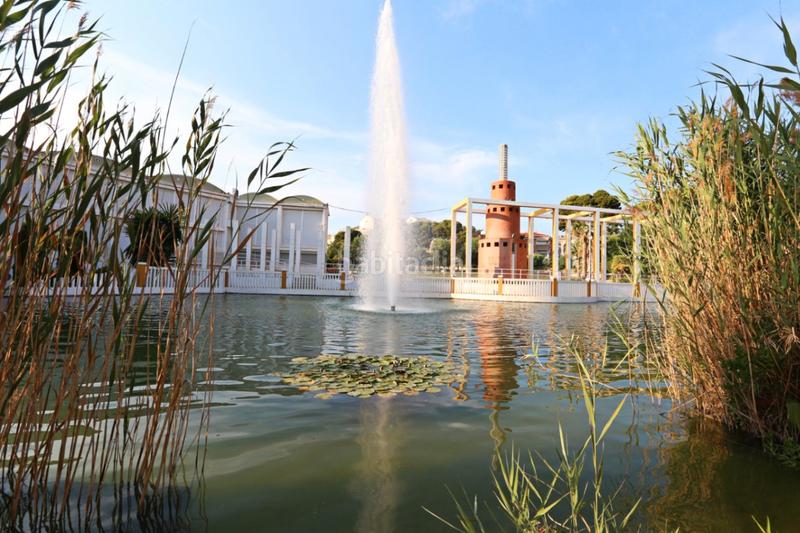 Foto 14fffee1-3ecd-4bdd-a4b8-628f1bf1a0f6. Edifici a Plaza Castelar - Mercado Central Elda