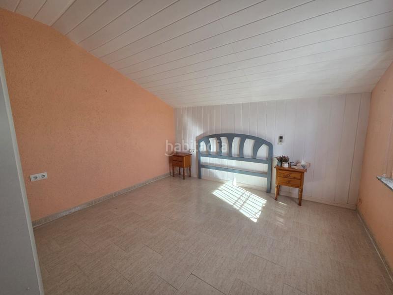 Foto 7d96a1f9-ff53-44e1-9e3f-56f0a4c42af0. Reihenhaus in Devessa - Monte Pego Dénia