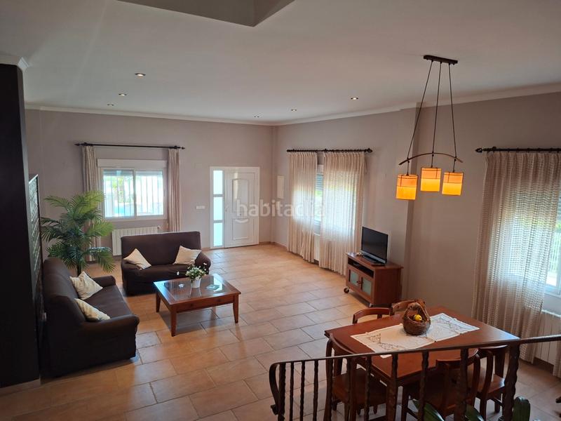 Foto d99bf2cc-b6ee-456a-baf9-e1e585cf8e96. Chalet avec chauffage parking piscine dans Oliva playa Oliva