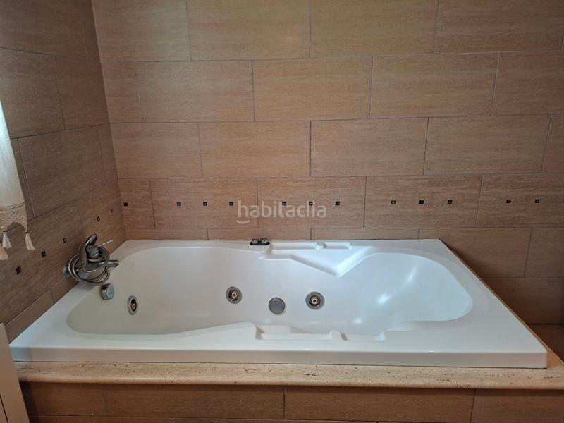 Foto 3d2f404a-1f65-4174-9d70-fa423d433849. Chalet en Oliva playa Oliva