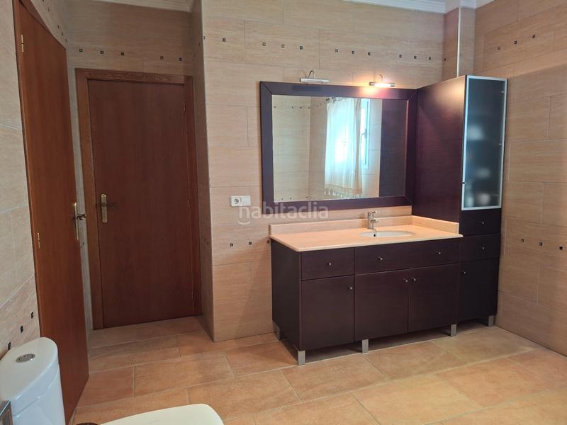 Foto 9500cb9e-611d-4f2c-9960-f94334a0ccd7. Chalet en Oliva playa Oliva