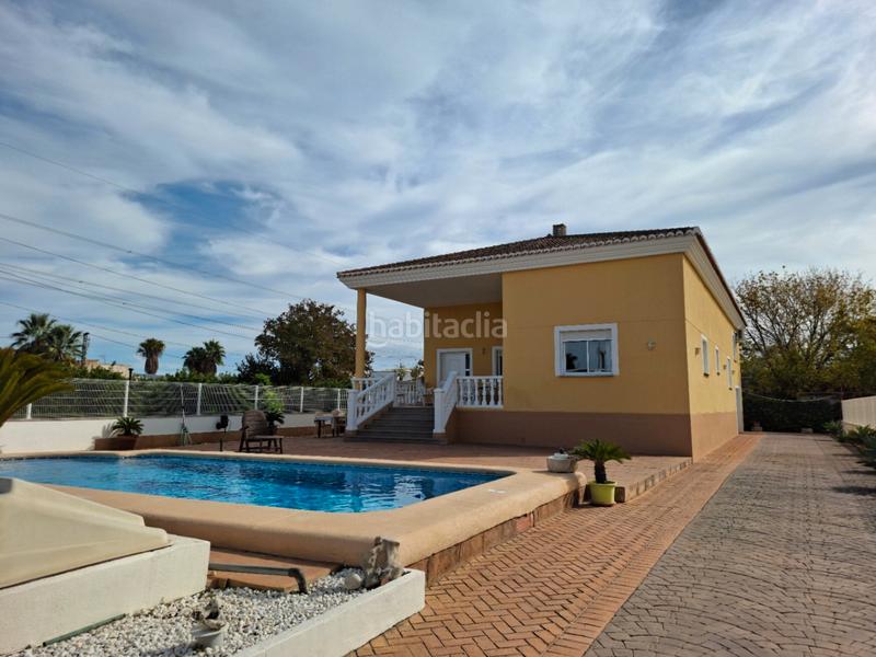 Foto 04cf539d-43dc-4179-9178-82ca5df9c8f2. Chalet con riscaldamento parcheggio piscina in Oliva playa Oliva