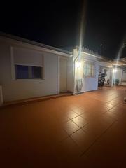 Casa adossada en Les Bassetes - El Marjal