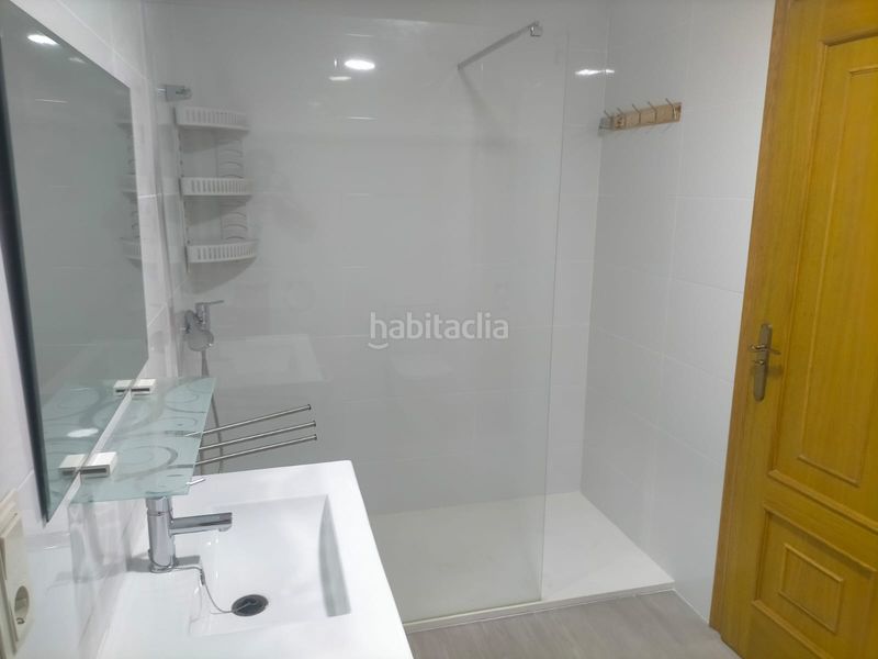 Foto 5827c70d-c3ee-4453-8e28-79b0a49060d3. Pis amb calefacció aparcament a Centro Histórico Gandia