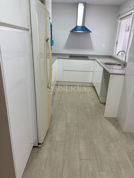 Foto 7863cd12-6f74-4e64-b2b0-8958d7d3012d. Pis amb calefacció aparcament a Centro Histórico Gandia