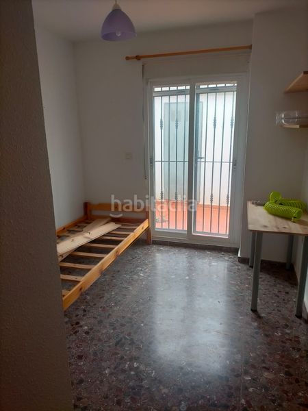 Foto f863b32e-d6af-41cb-a97e-16f31cf0de7b. Pis amb calefacció aparcament a Centro Histórico Gandia